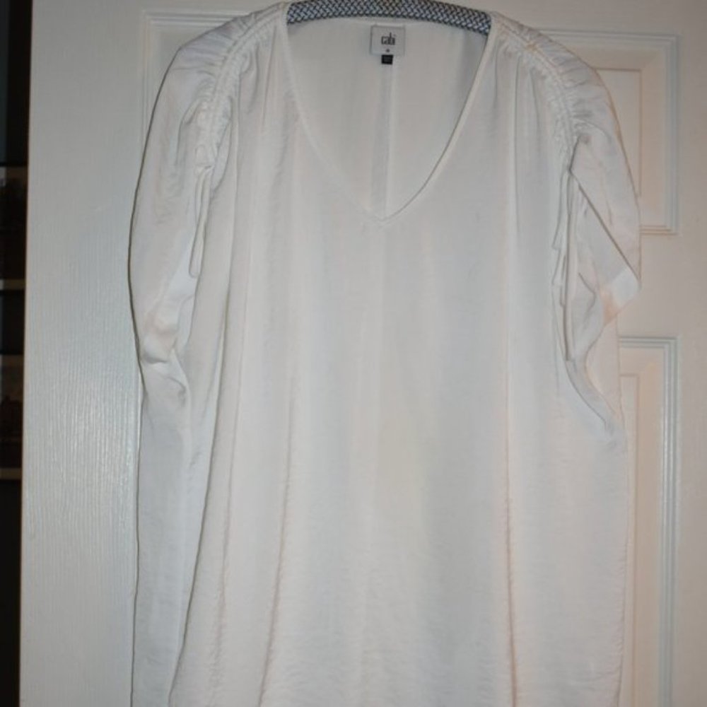 CAbi Seaside Top, short sleeve, with gathered sleeves, medium, generous cut - Picture 5 of 8